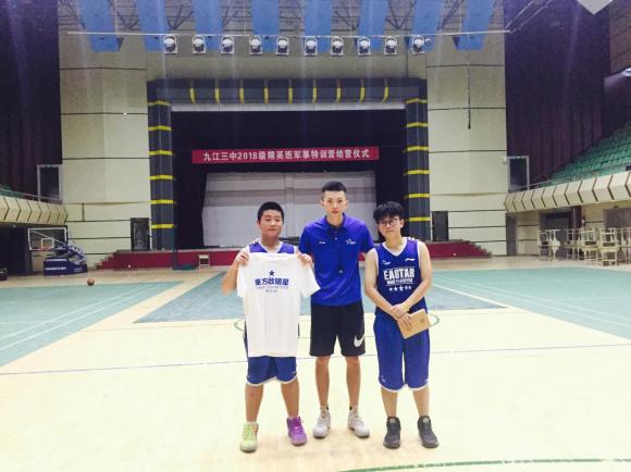 九江东方启明星李栋：不忘初心，90后老板球场圆梦